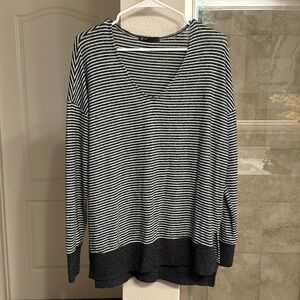 EUC Gibson Sweater Top